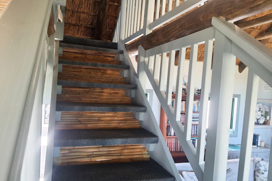 4 Bedroom Property for Sale in Fynbosstrand Western Cape
